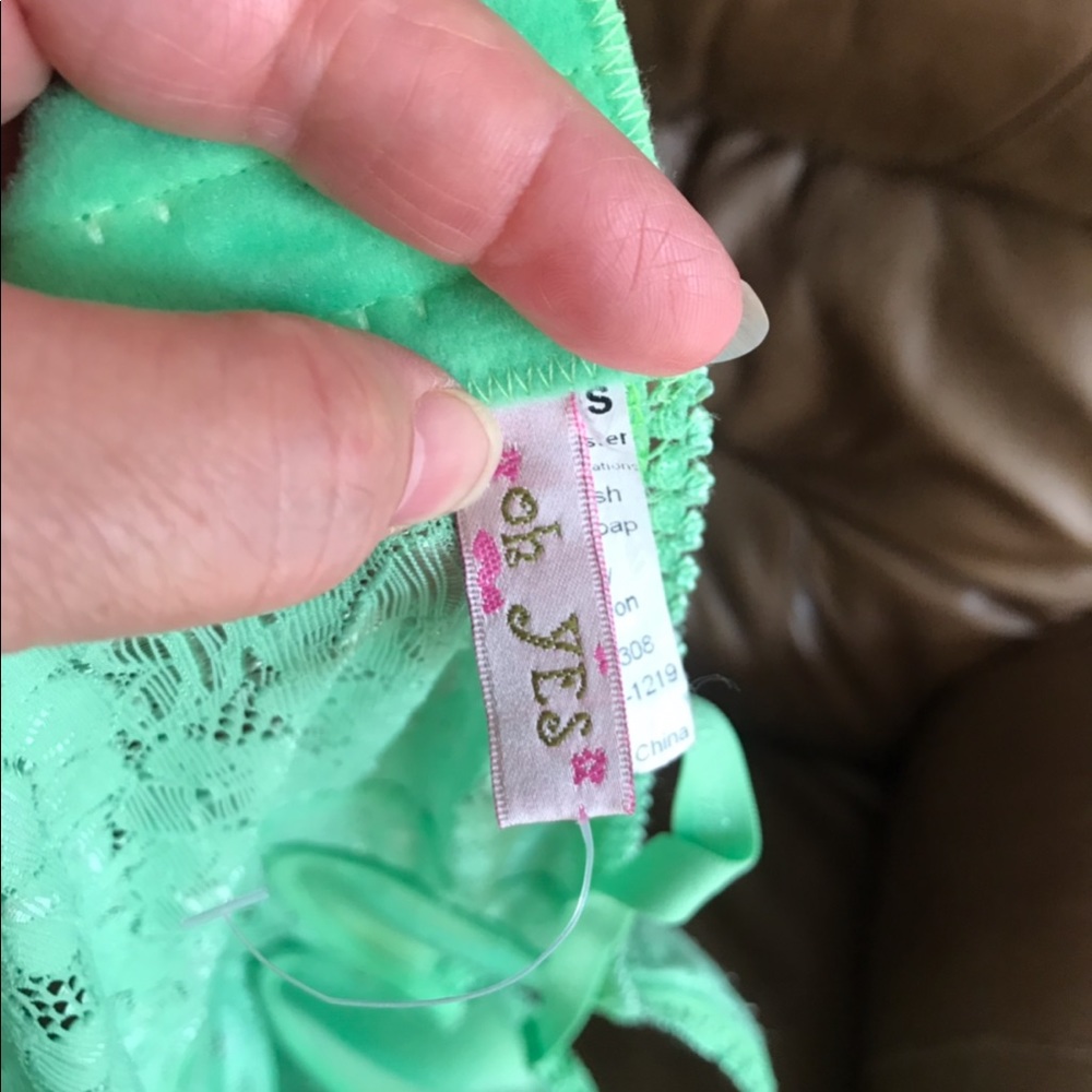 Bra - Picture 2 of 3